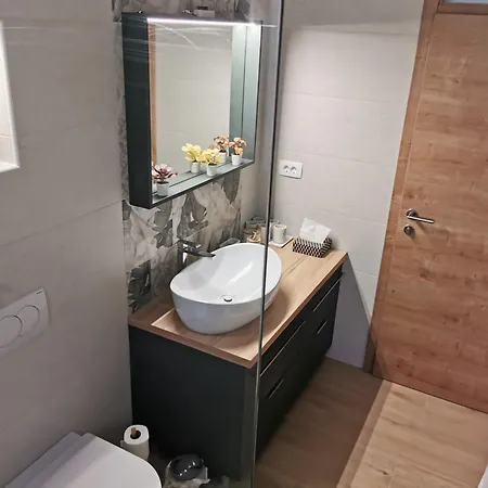 Apartma Mia Nadiza *