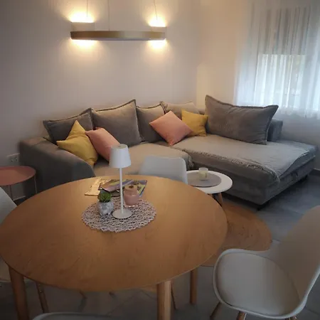 Apartma Mia Nadiza