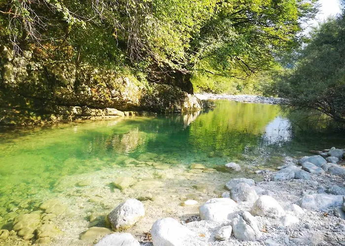 Apartma Mia Nadiza דירה